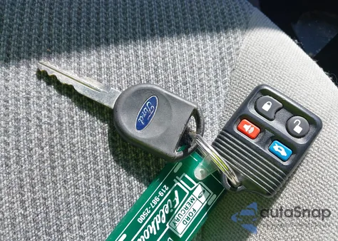 2002 Ford Taurus Se из США, поврежденный, VIN 1FAFP53U32G169446